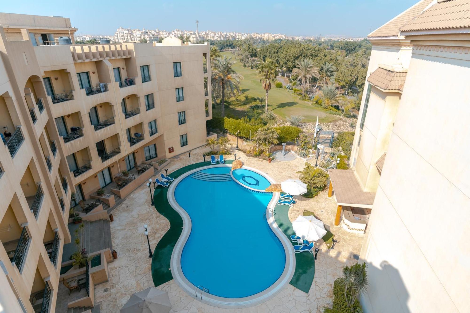 Swiss Inn Plaza Hotel 6th of October City Exterior foto